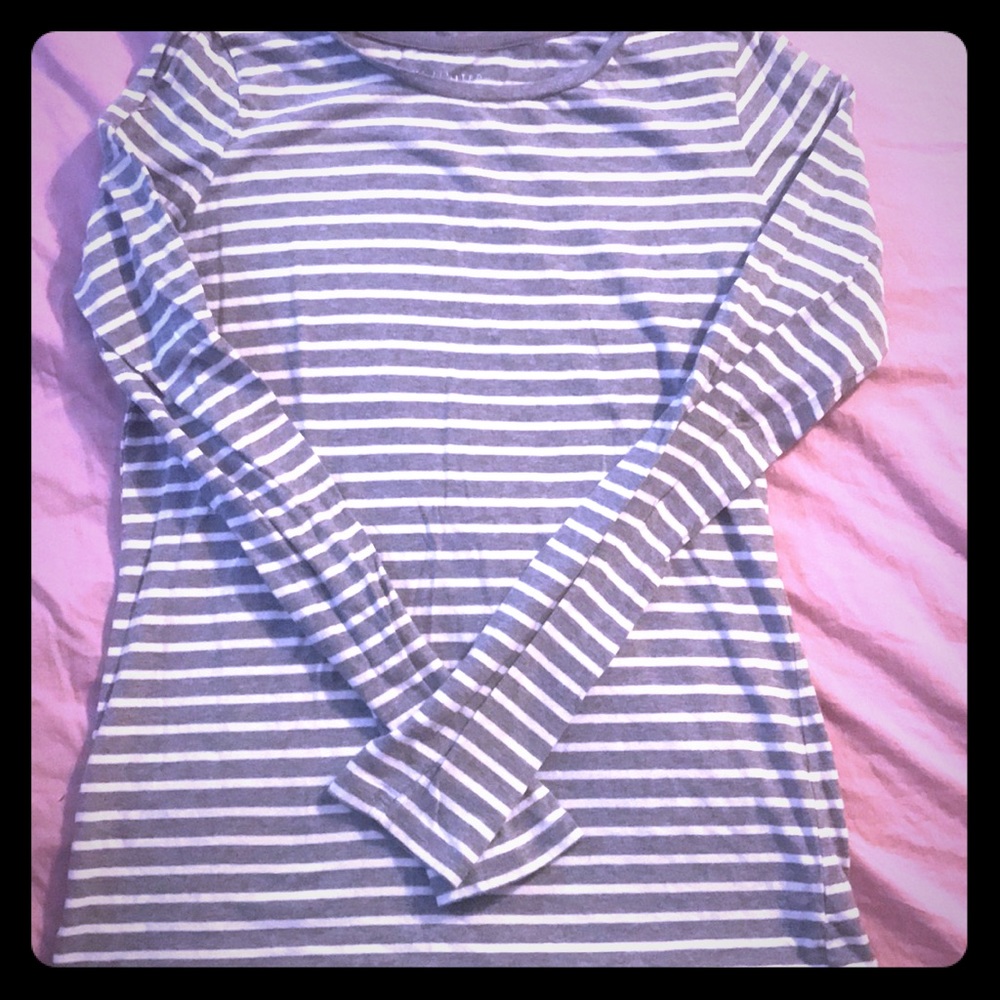 Limited grey perfect tee